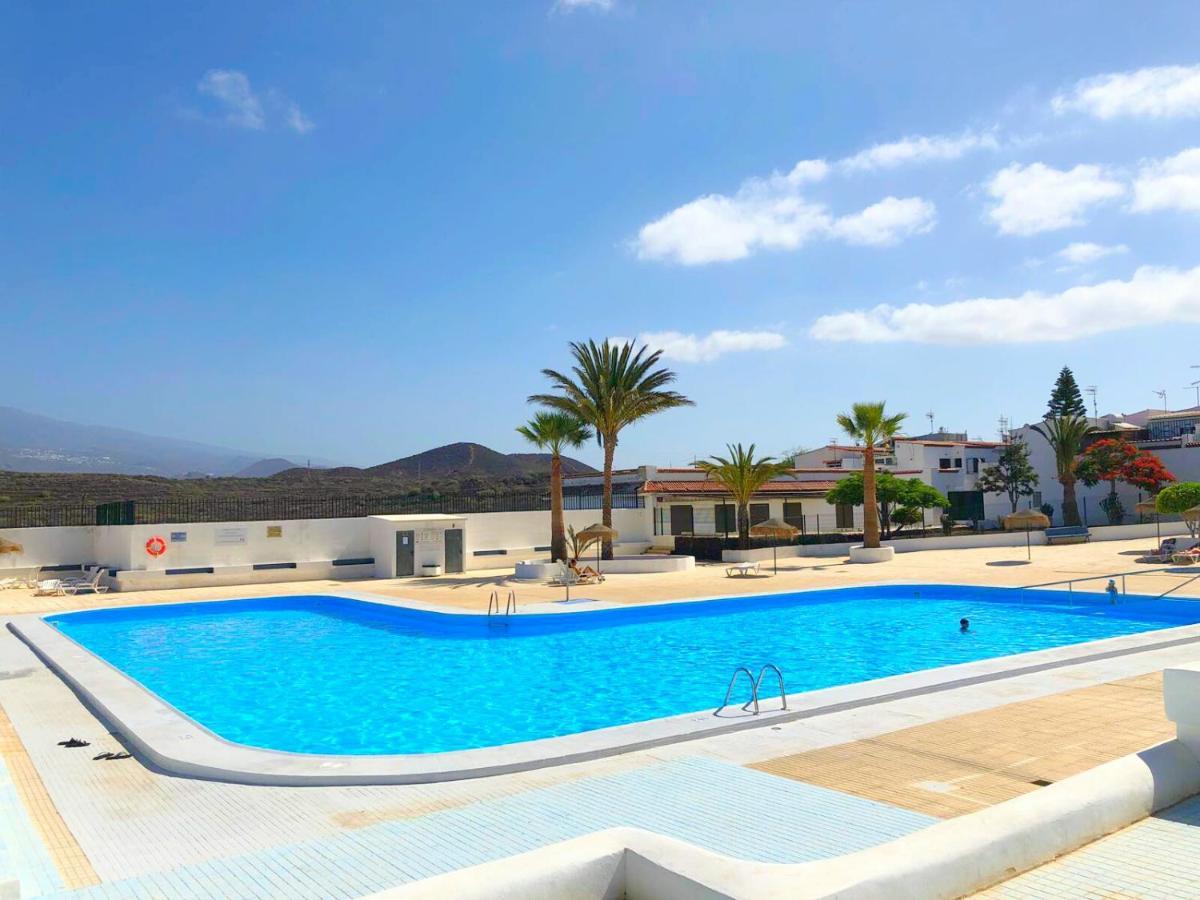 New Renovated Duplex Near The Ocean Located In Tenerife Sur Costa Del Silencio Esterno foto